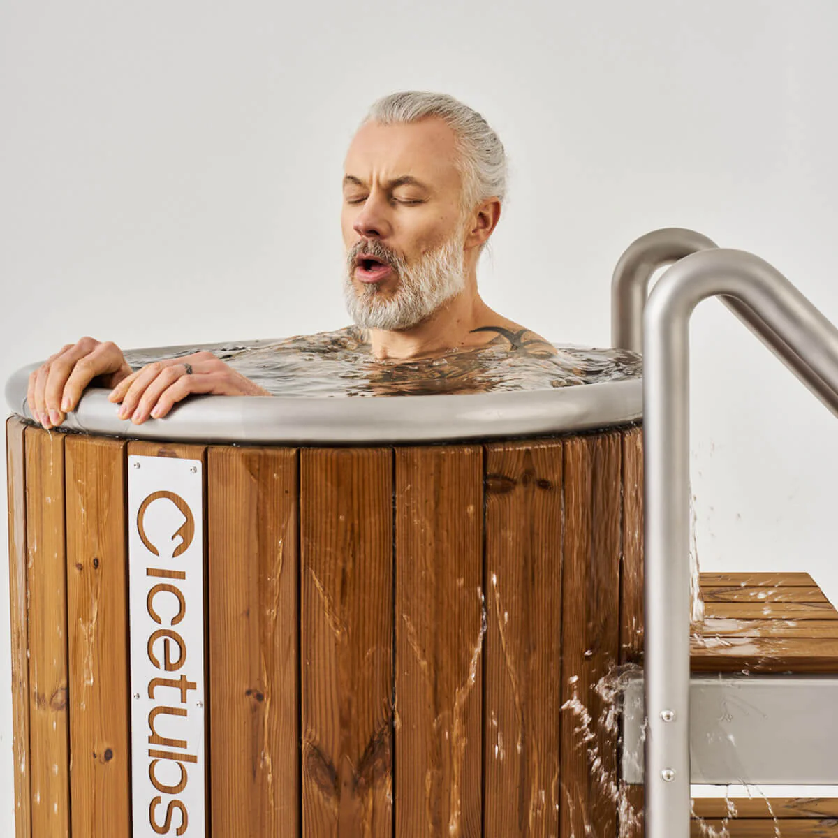Icetubs IceBarrel Cold & Warm Therapy Immersion Tub